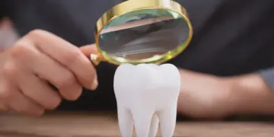 /img/24726-zoom-teeth-whitening-image7.webp