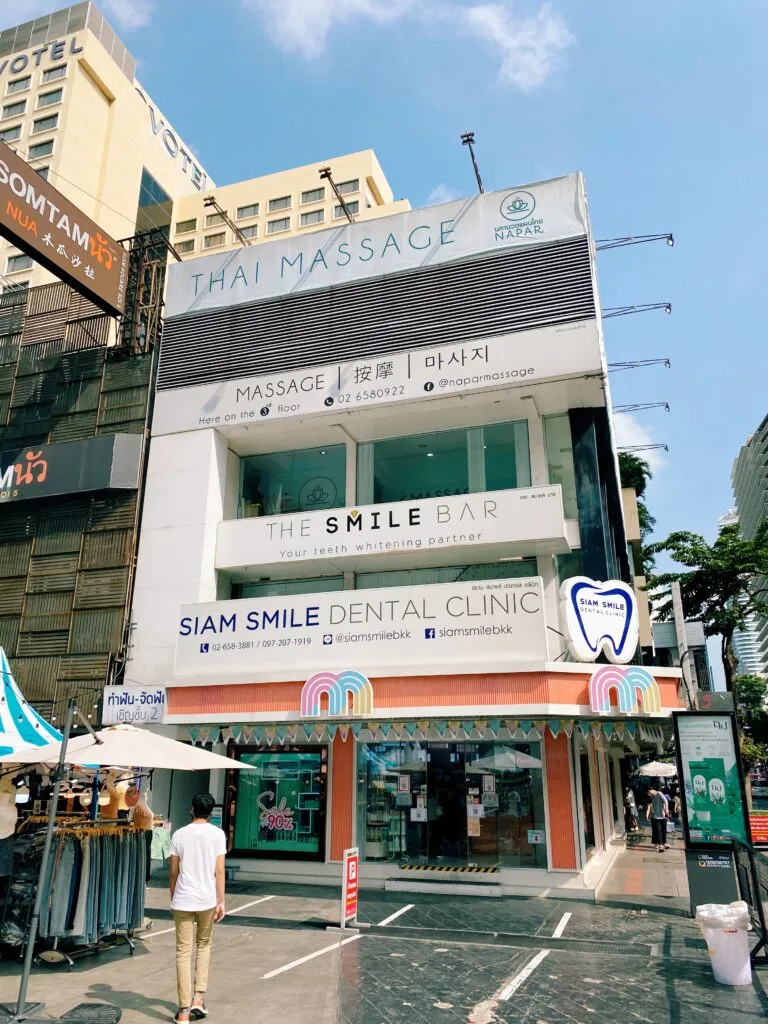 24755 central department store bangkok