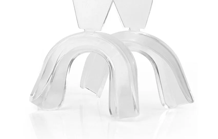 /img/24782-custom-teeth-whitening-trays-dentist-research.webp