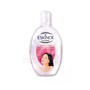 24803 facial cleanser application
