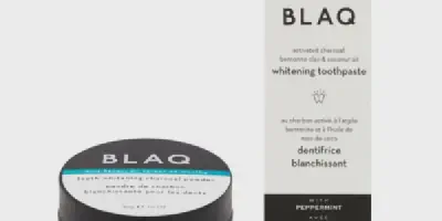 /img/24926-using-blaq-teeth-whitening-powder.webp