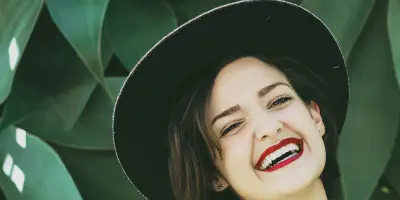 /img/24943-teeth-whitening-bangor-me-before-after.webp