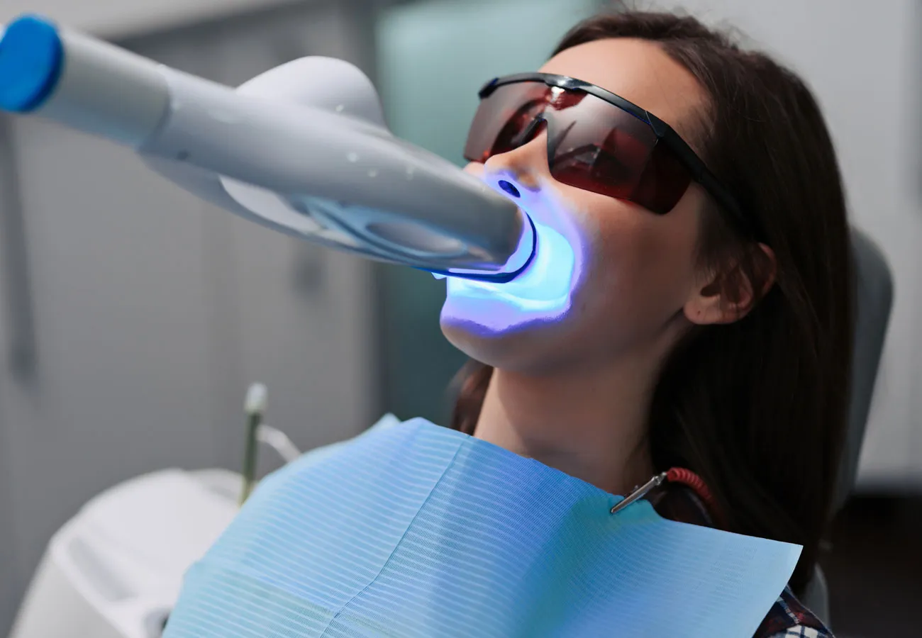 24944 teeth whitening chicago il image5