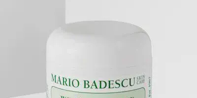 /img/24954-skincare-routine-products.webp