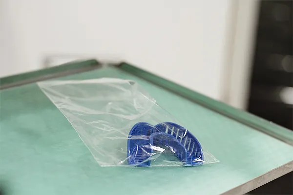 25006 teeth whitening take home kit